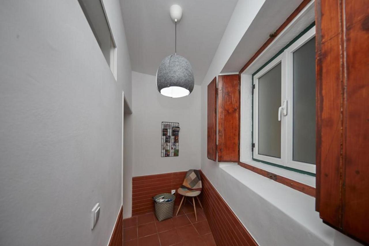 Lx Factory Apartment! Outside Terrace リスボン エクステリア 写真